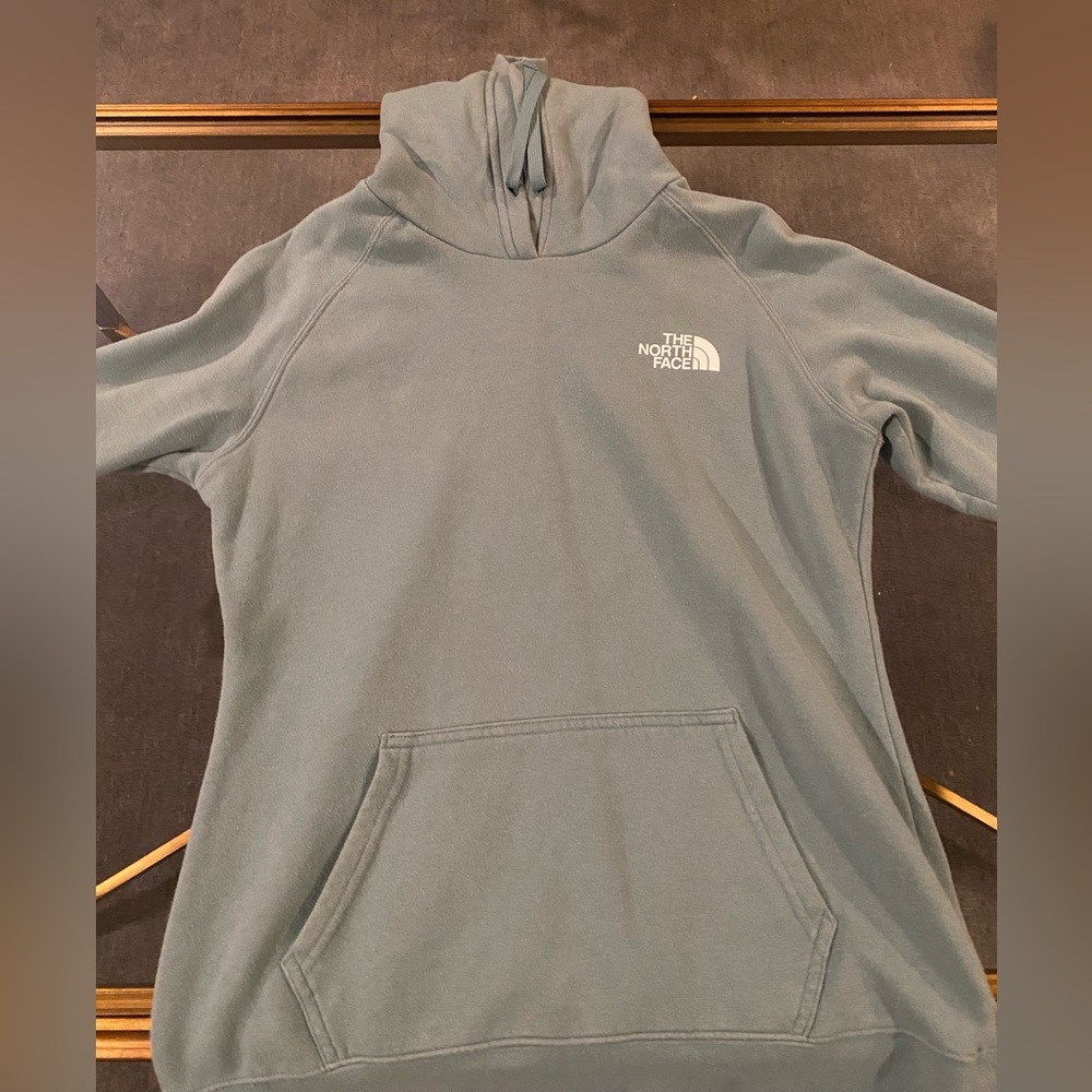 Woman’s North Face Hoodie